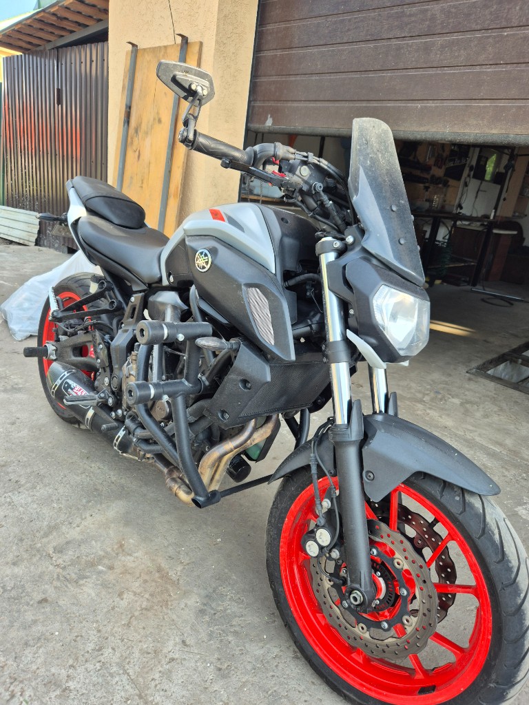 Yamaha MT-07 2019 ABS в аренду в Самаре — naked с красными дисками, прокат от 7 500 ₽